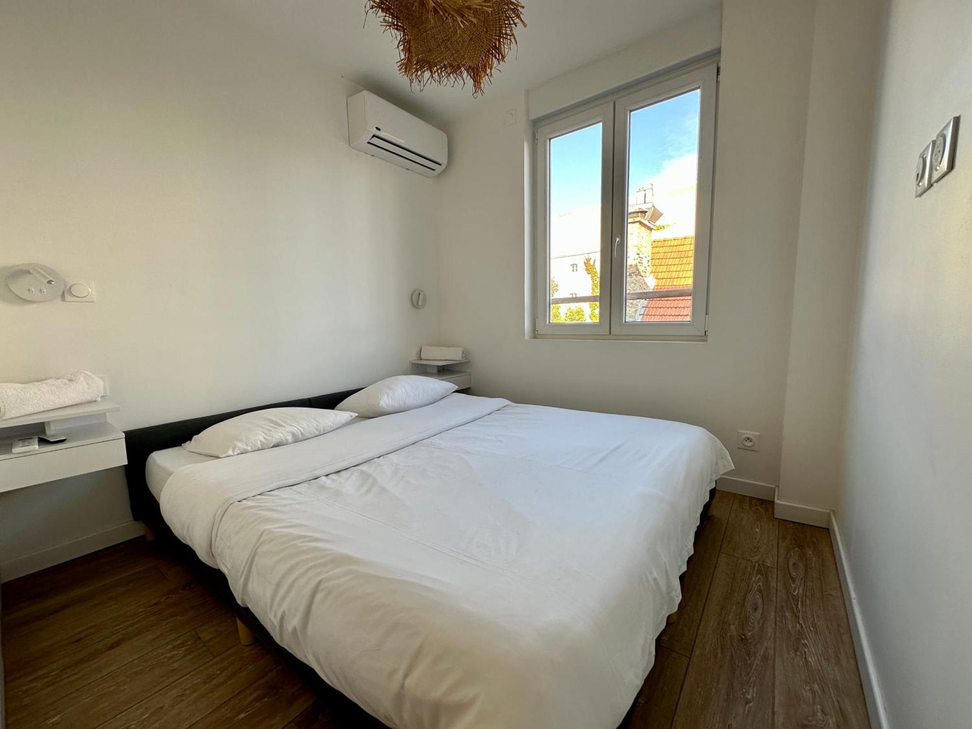 Petra - Appartement Climatise En Hypercentre 兰斯 外观 照片