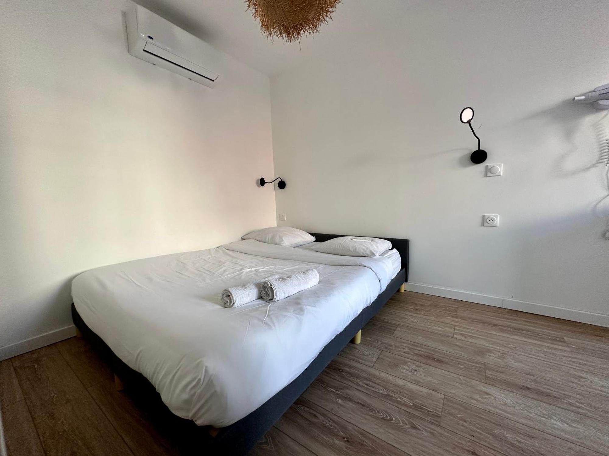 Petra - Appartement Climatise En Hypercentre 兰斯 外观 照片
