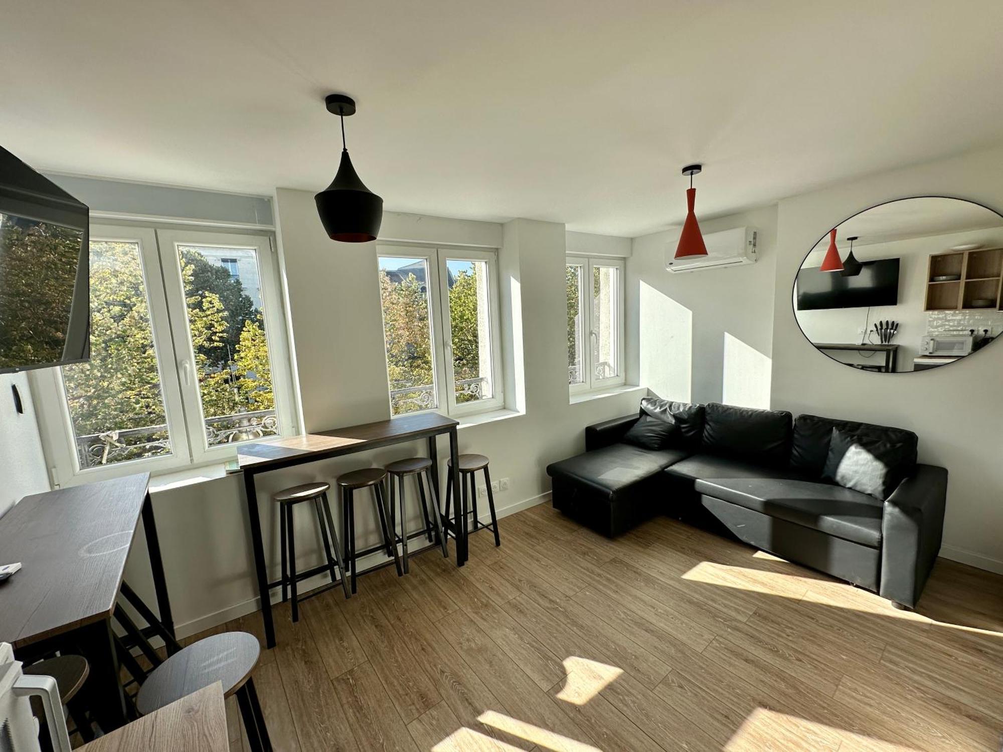 Petra - Appartement Climatise En Hypercentre 兰斯 外观 照片